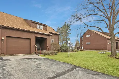Building Photo - 12 Yorkshire Ln #46