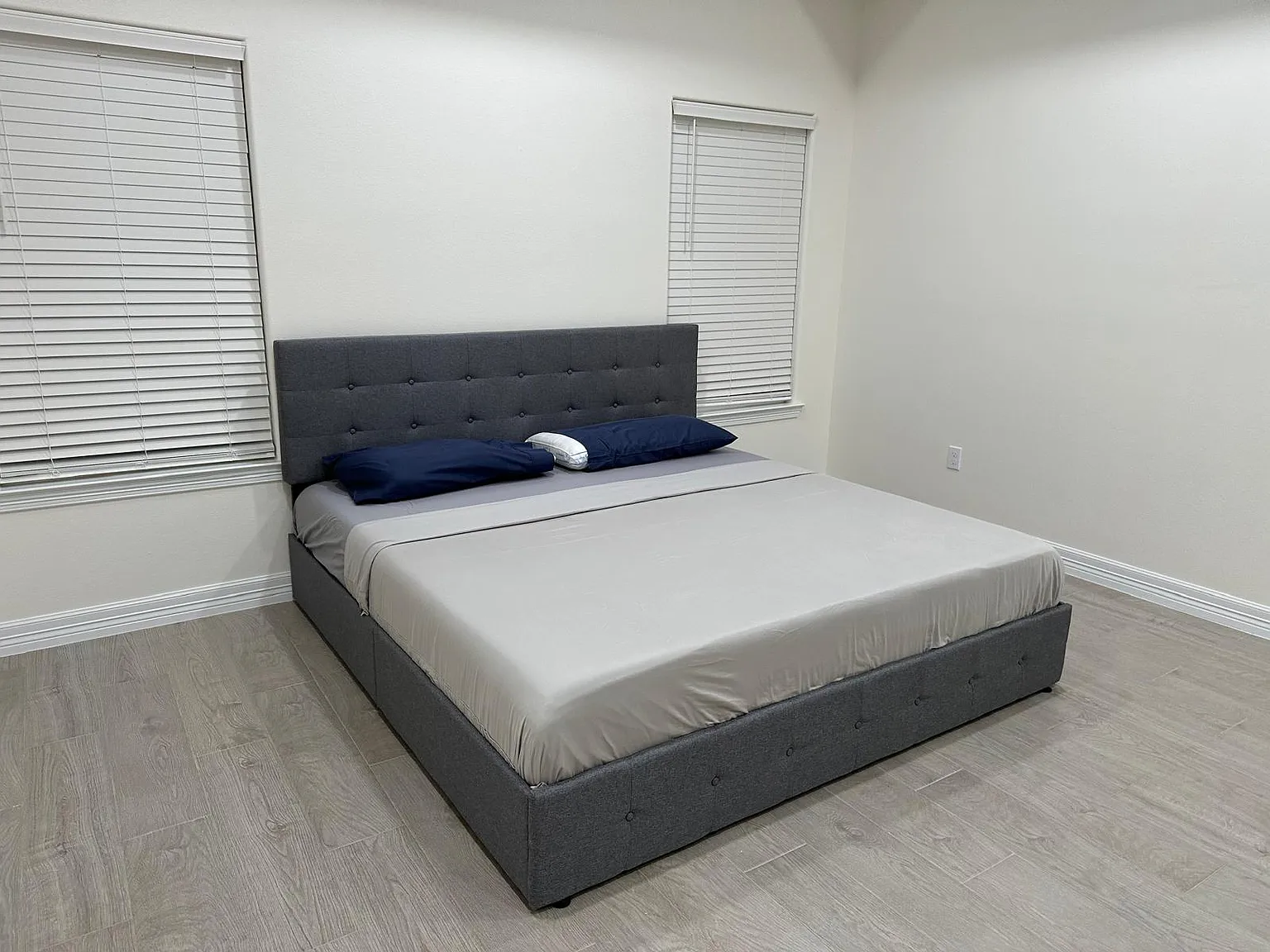 3 bed, 1700 sqft, $2,300 — Photo 4