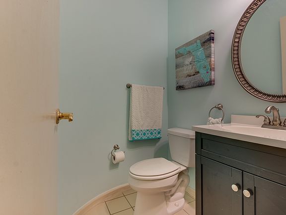 3rd image of 2271 NE 68th St APT 2027