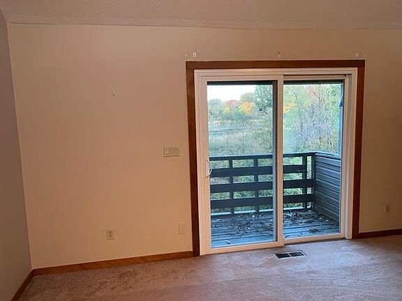 5th image of 1263 Greenwood Ave