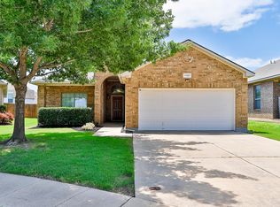 1137 Roping Reins Way, Fort Worth, TX 76108