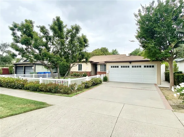12740 Tiara St, Valley Village, CA 91607
