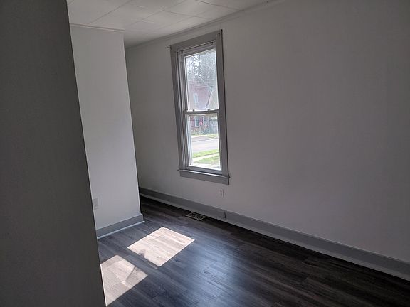 4th image of 100 E State St #2
