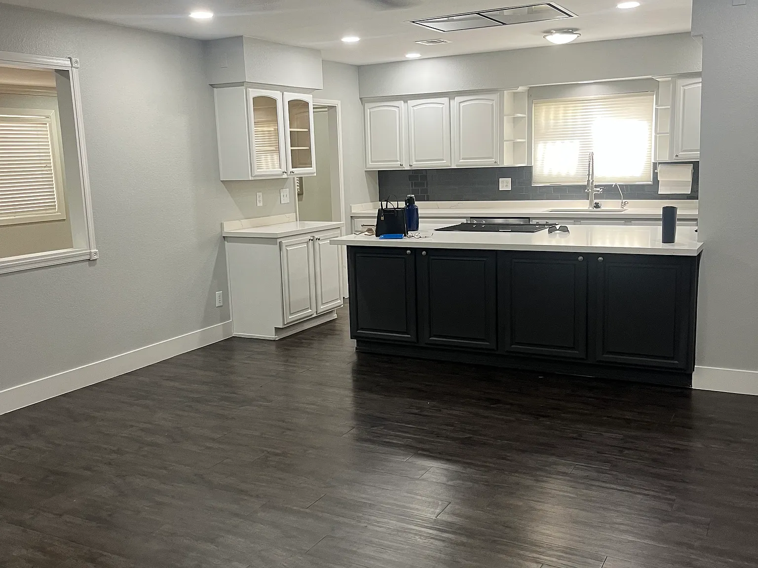 3 bed, 2278 sqft, $3,600 — Photo 3