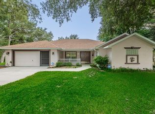 8 Heuchera Ct E, Homosassa, FL 34446