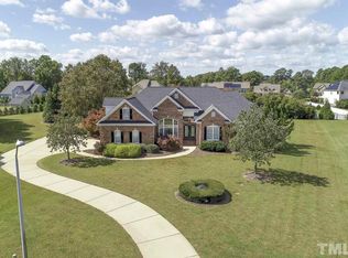 6605 Homage Ct, Fuquay Varina, NC 27526