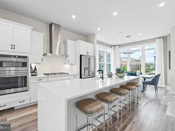 8283 Front Loop, Derwood, MD 20855