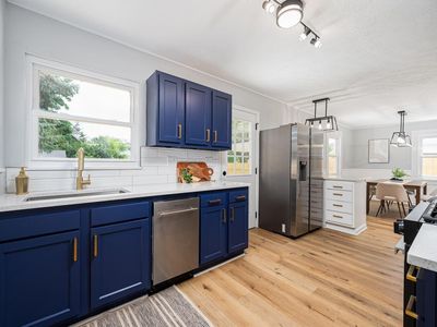800 S Hampton Rd, Columbus, OH, 43227