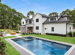 8 Crows Nest Ln, East Hampton, NY 11937