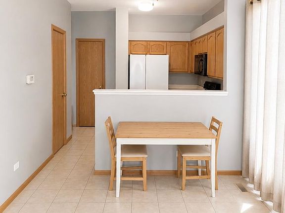 3rd image of 2266 Margaret Dr