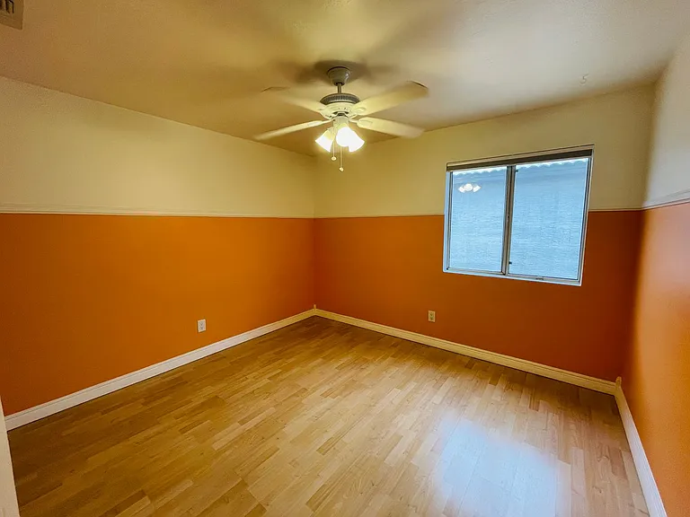 1051 W Todd Dr — Photo 17
