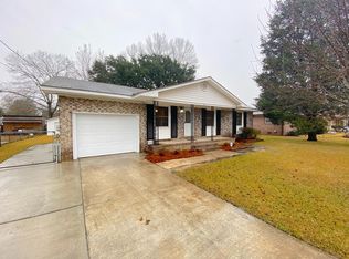 10 Newark Ave, Goose Creek, SC 29445