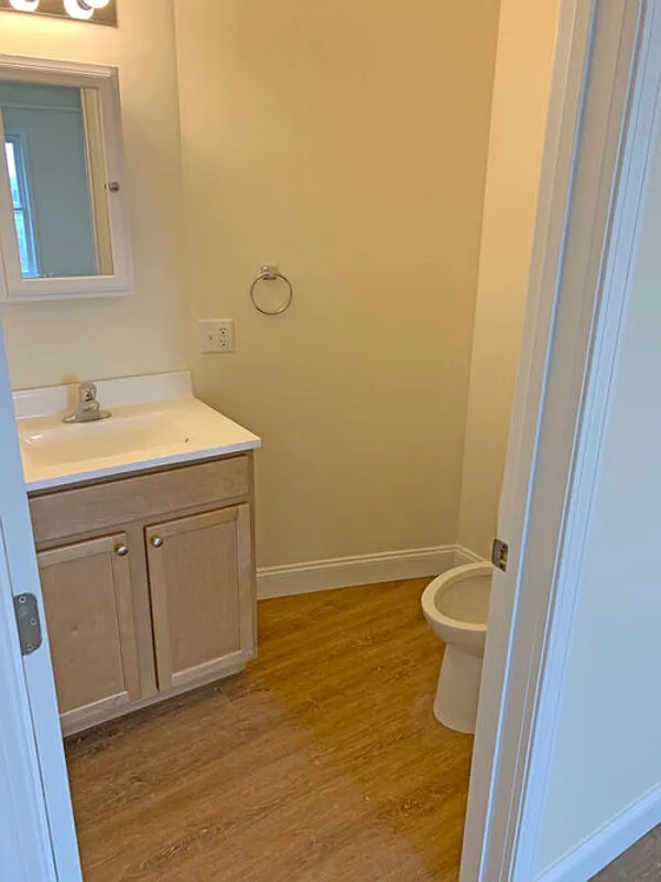 3 bed, 1.0 bath, $3,510 — Photo 2