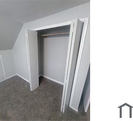 4th image of 3273 W 50th St