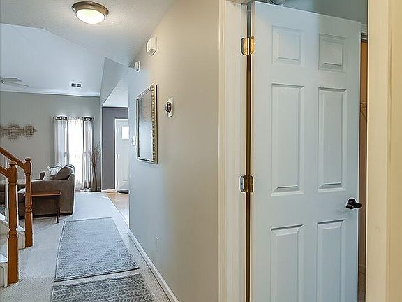 4th image of 2225 Rawlings Ct