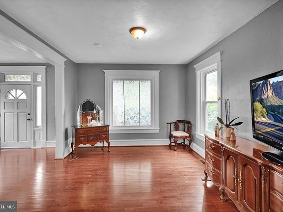 5th image of 12 Intervilla Ave