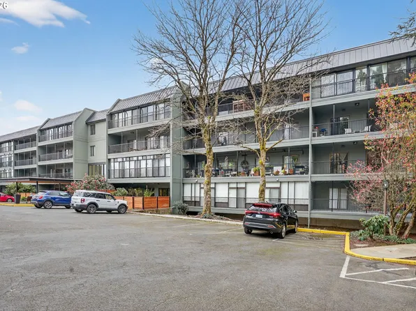 45 Eagle Crest Dr APT 315, Lake Oswego, OR 97035