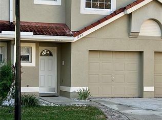 1242 N Fairway Dr, Apopka, FL 32712