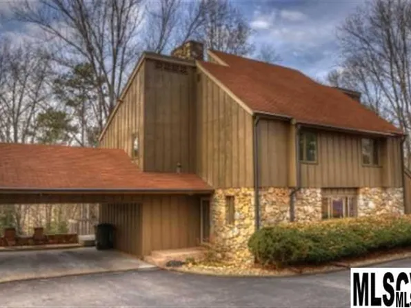 255 36th Avenue Cir NW, Hickory, NC 28601