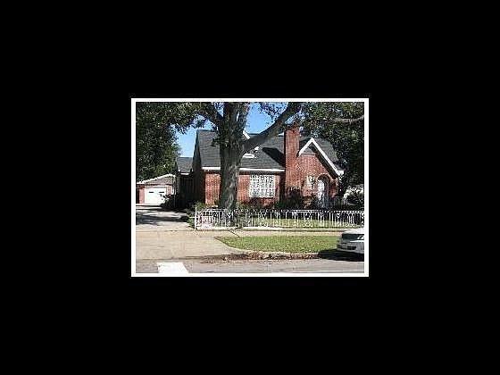 1st image of 1822 23rd Ave