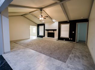3215 Woodsboro Dr, Norman, OK 73072