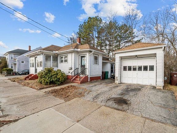 4th image of 103 Elmore Ave