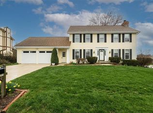 8 Connemara Rd, Saint Peters, MO 63376