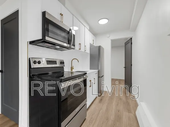 60 Triller Ave, Toronto, ON