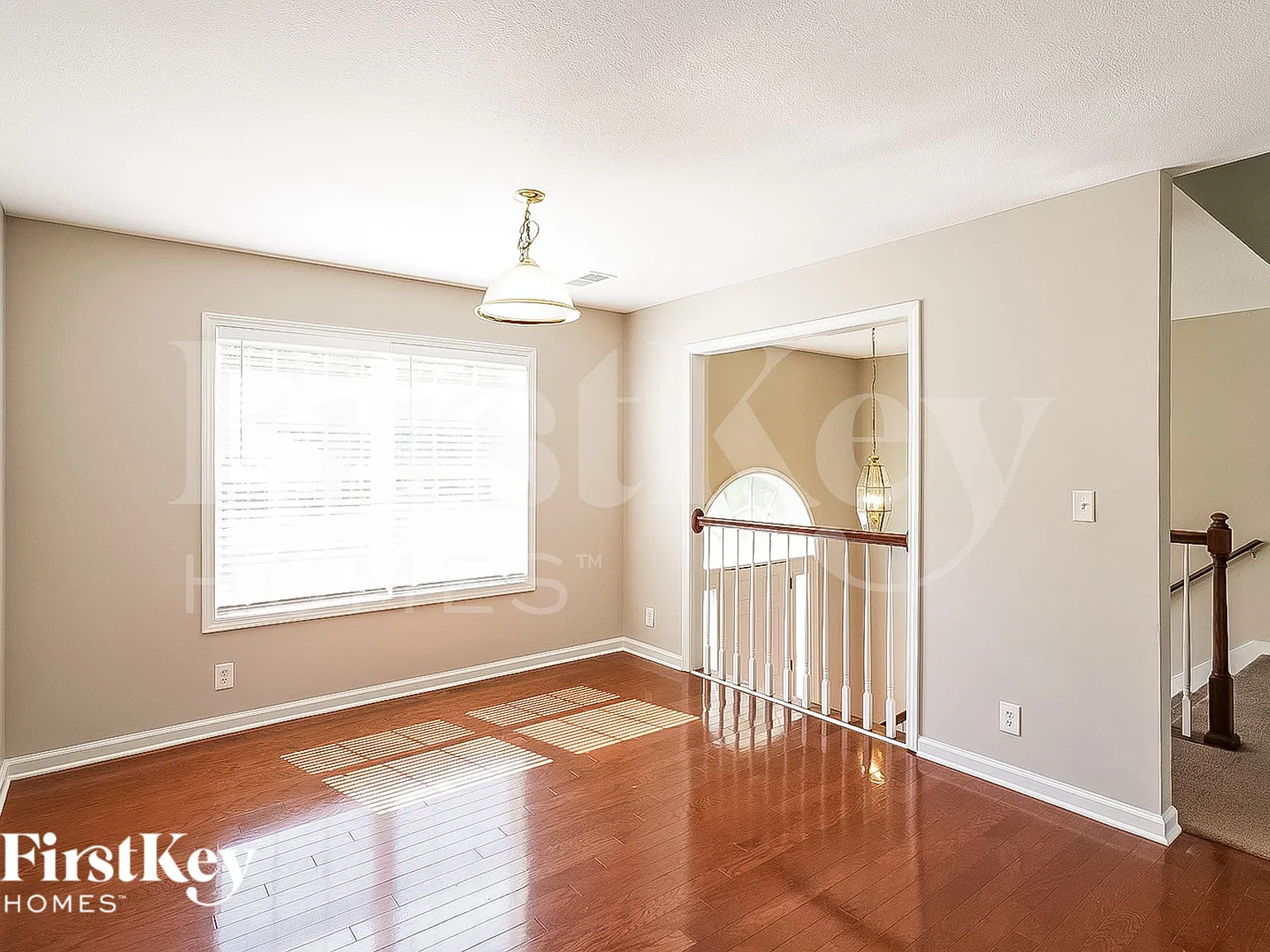 5 bed, 3.0 bath, 2984 sqft, $2,440 — Photo 4
