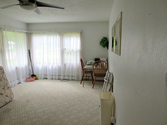 5th image of 111 Forest Dr