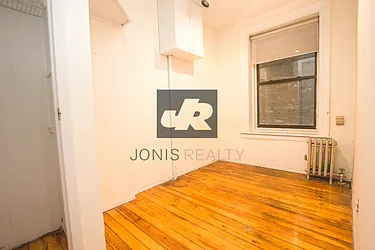 Rented by Jonis Realty