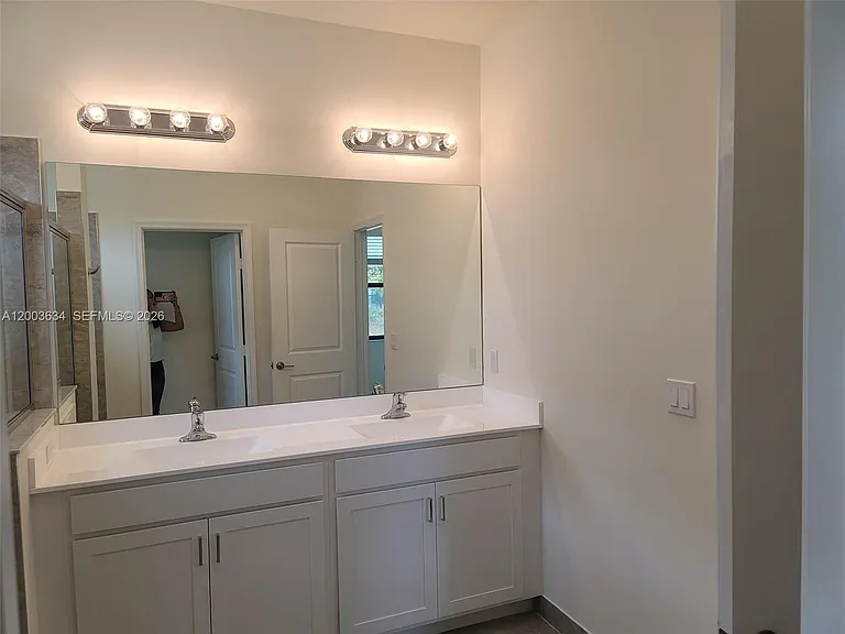 10005 W Verona Cir — Photo 14