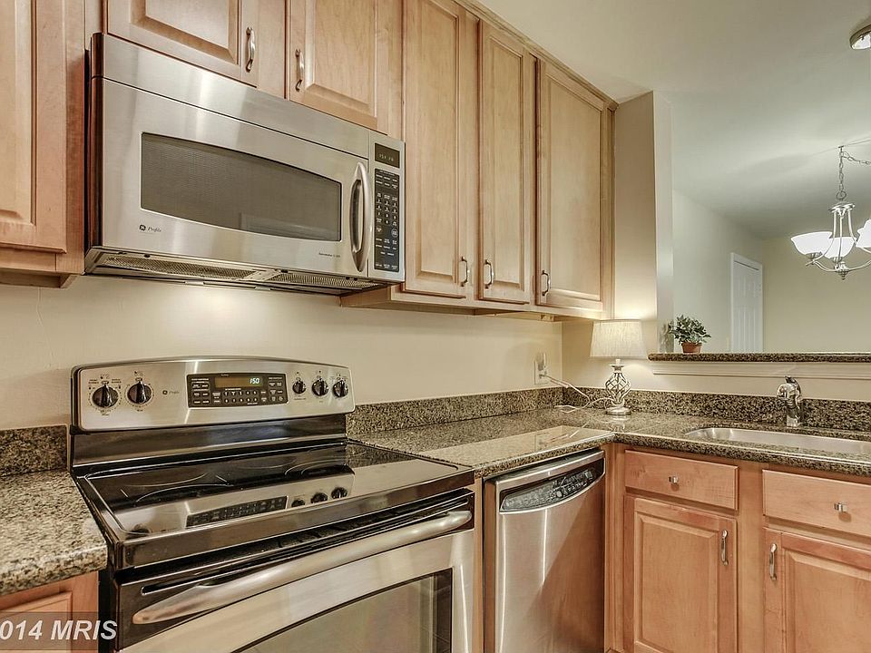 1st image of 3175 Summit Square Dr #5-C9
