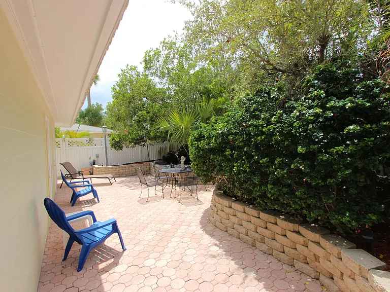 1104 S Moonmist Ct — Photo 6