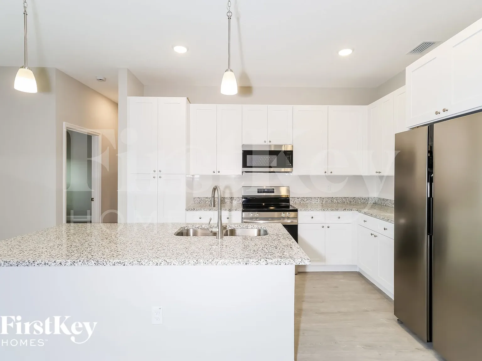 4 bed, 3.0 bath, 1850 sqft, $2,290 — Photo 4