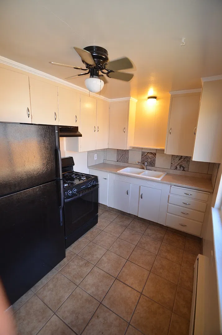 3718 Jay St #1/2 — Photo 3