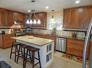 618 Thompson St, Walterboro, SC 29488