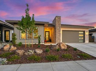 8993 Elliott Springs Dr, Elk Grove, CA 95624
