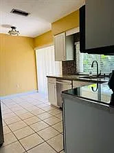 3 bed, 2.0 bath, $2,900 — Photo 3