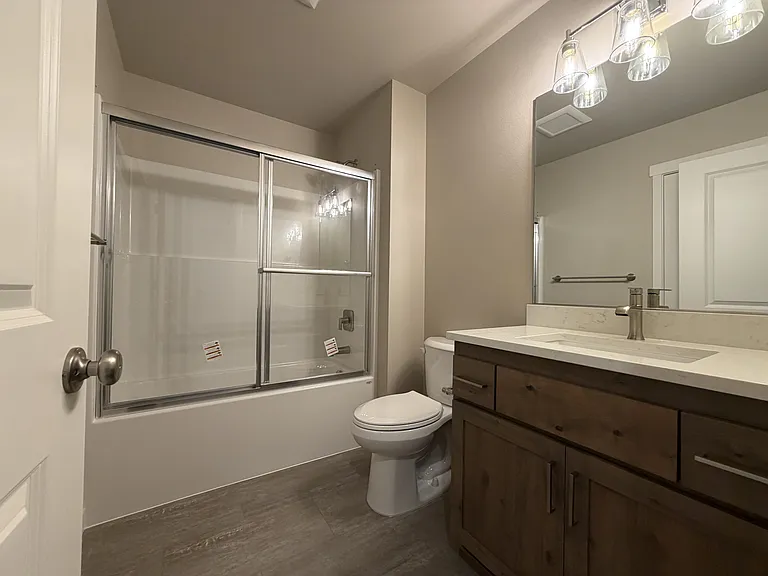 4025 Filbert St NE — Photo 22