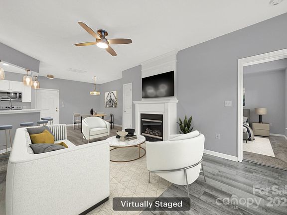 2nd image of 14307 San Paolo Ln #5102