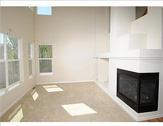 4th image of 31 Greenhorn Ave