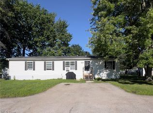 3585 Austin Rd #9, Geneva, OH 44041