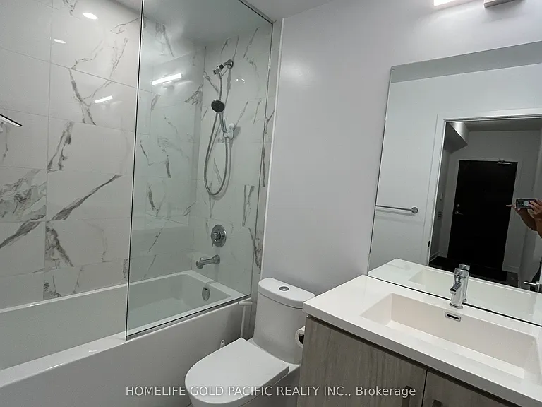 38 Honeycrisp Cres #705 — Photo 12