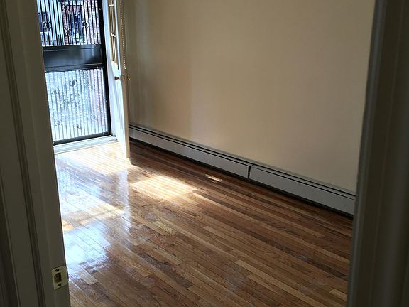 2nd image of 5212 94th St #2