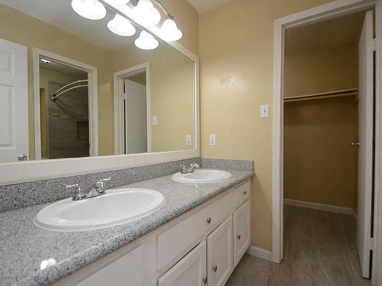 15 S Tallowberry Dr — Photo 18