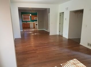 2311 Galilee Ave, Zion, IL 60099