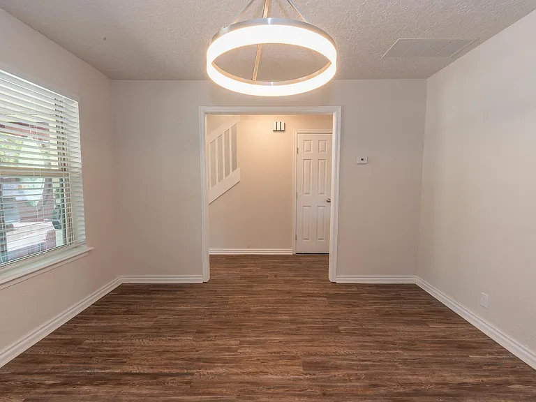 2214 Morgan Dr — Photo 16