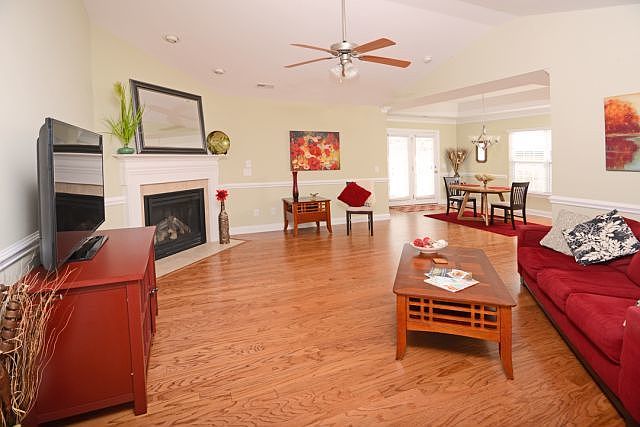 1st image of 1720 Stone Wood Dr
