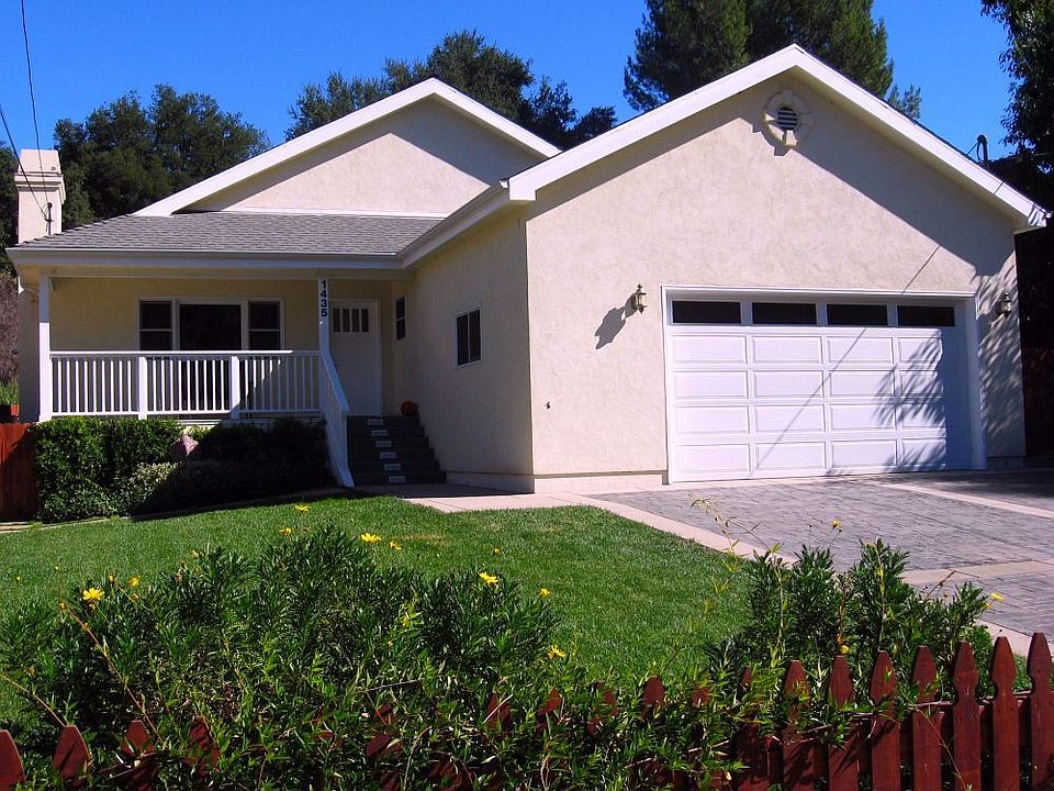 1st image of 1435 Bonnell Dr